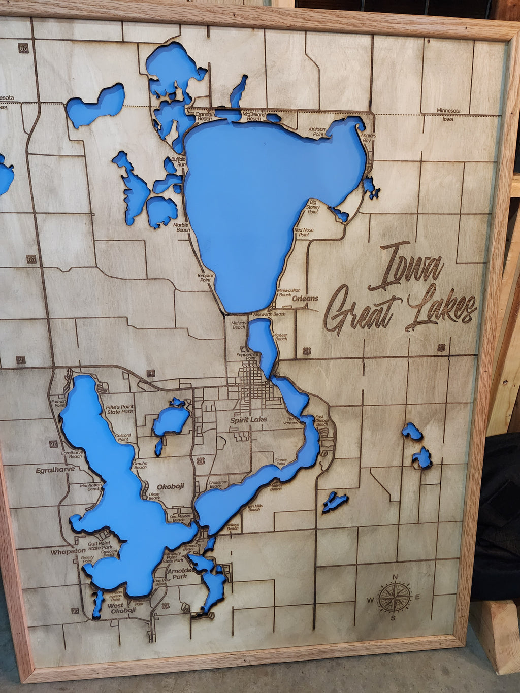 lake map white image