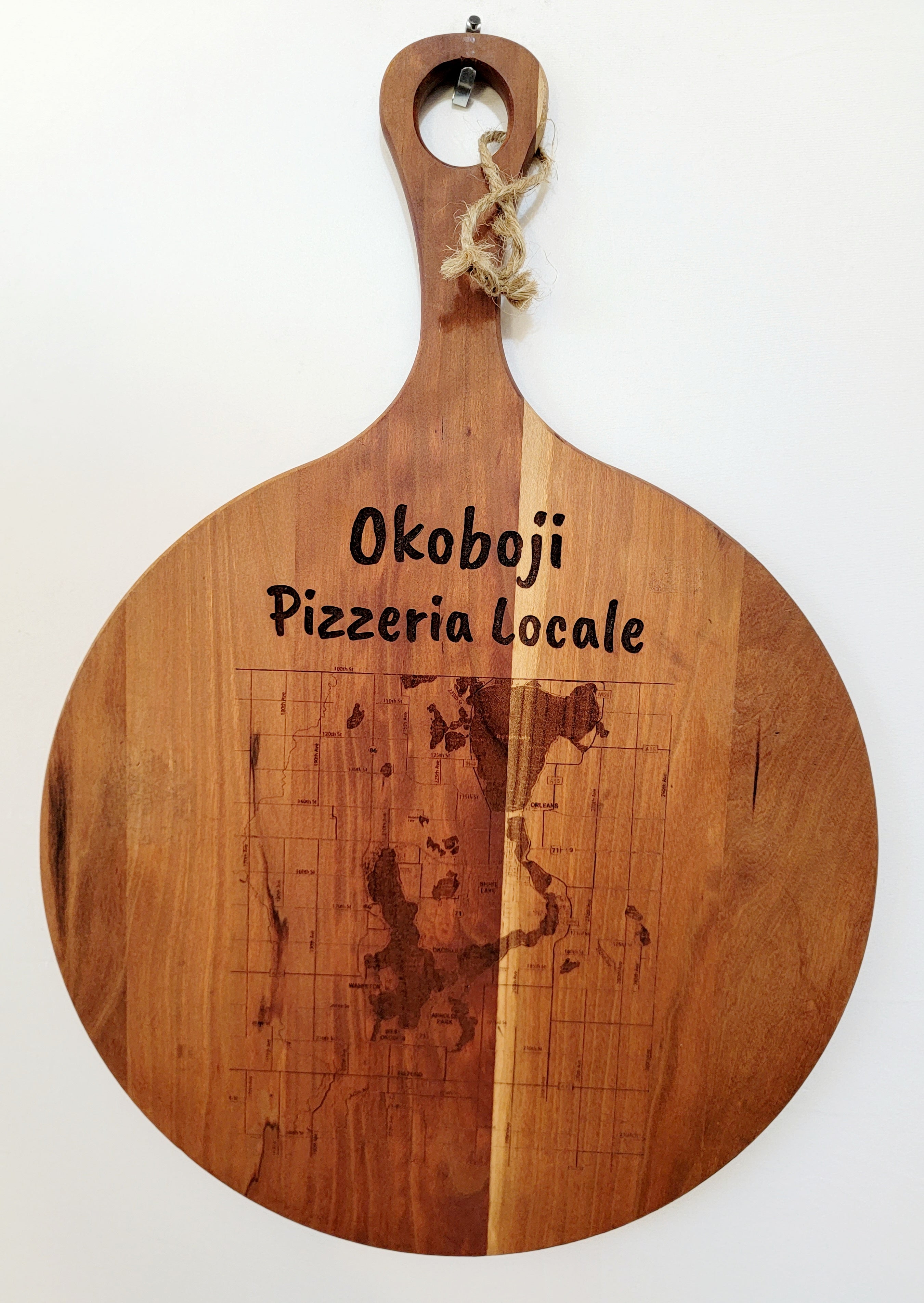 Okoboji Pizzeria Locale Pizza Peel