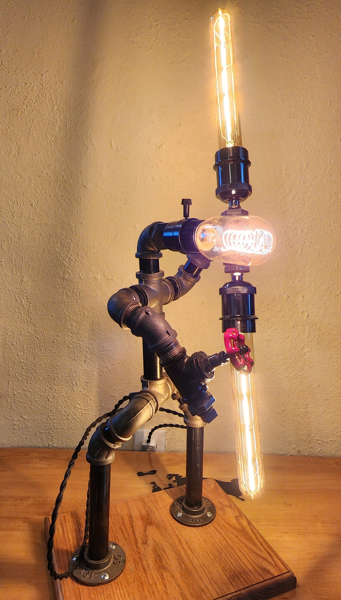 Sith table lamp