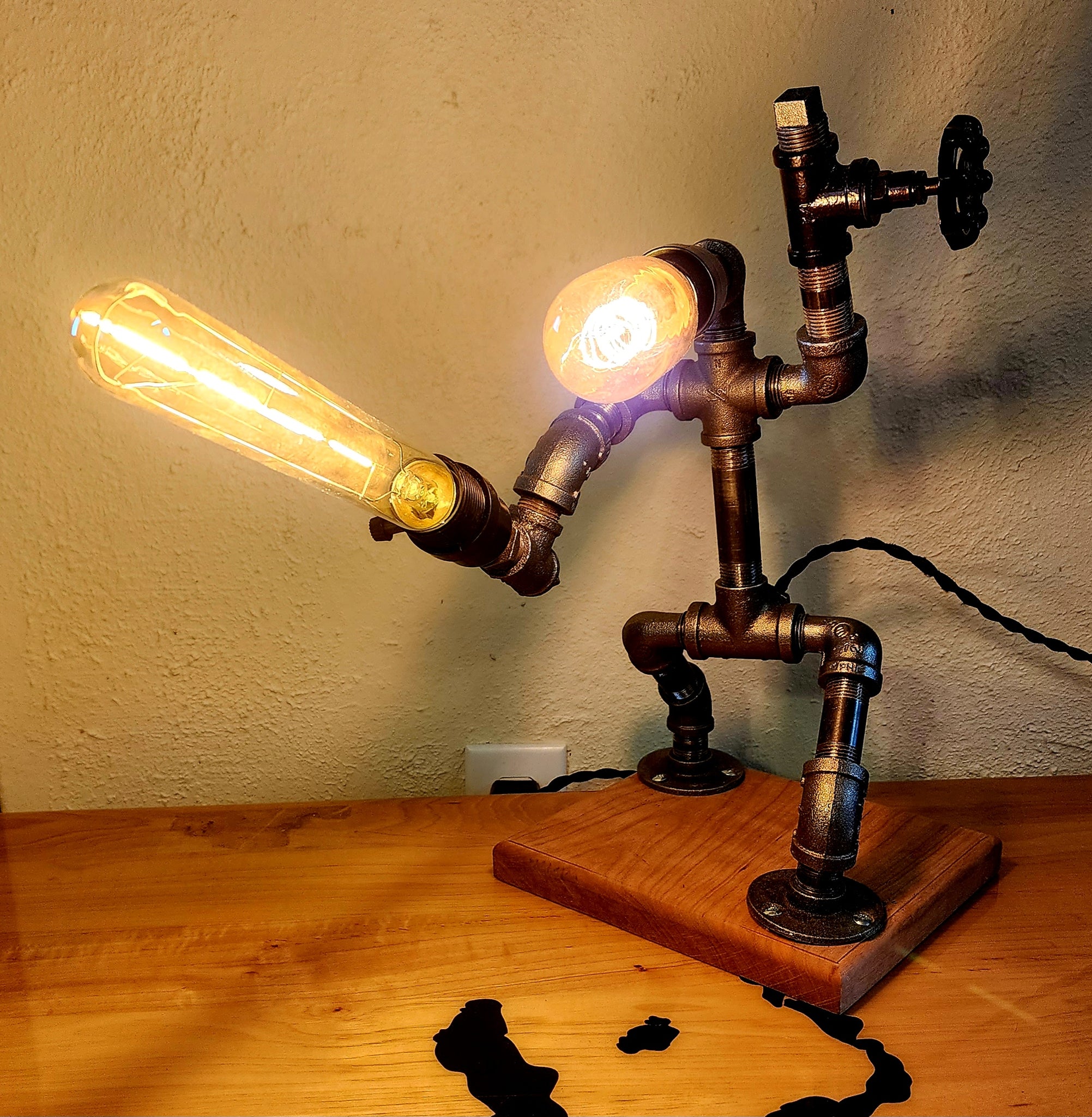 Jedi Table Lamp